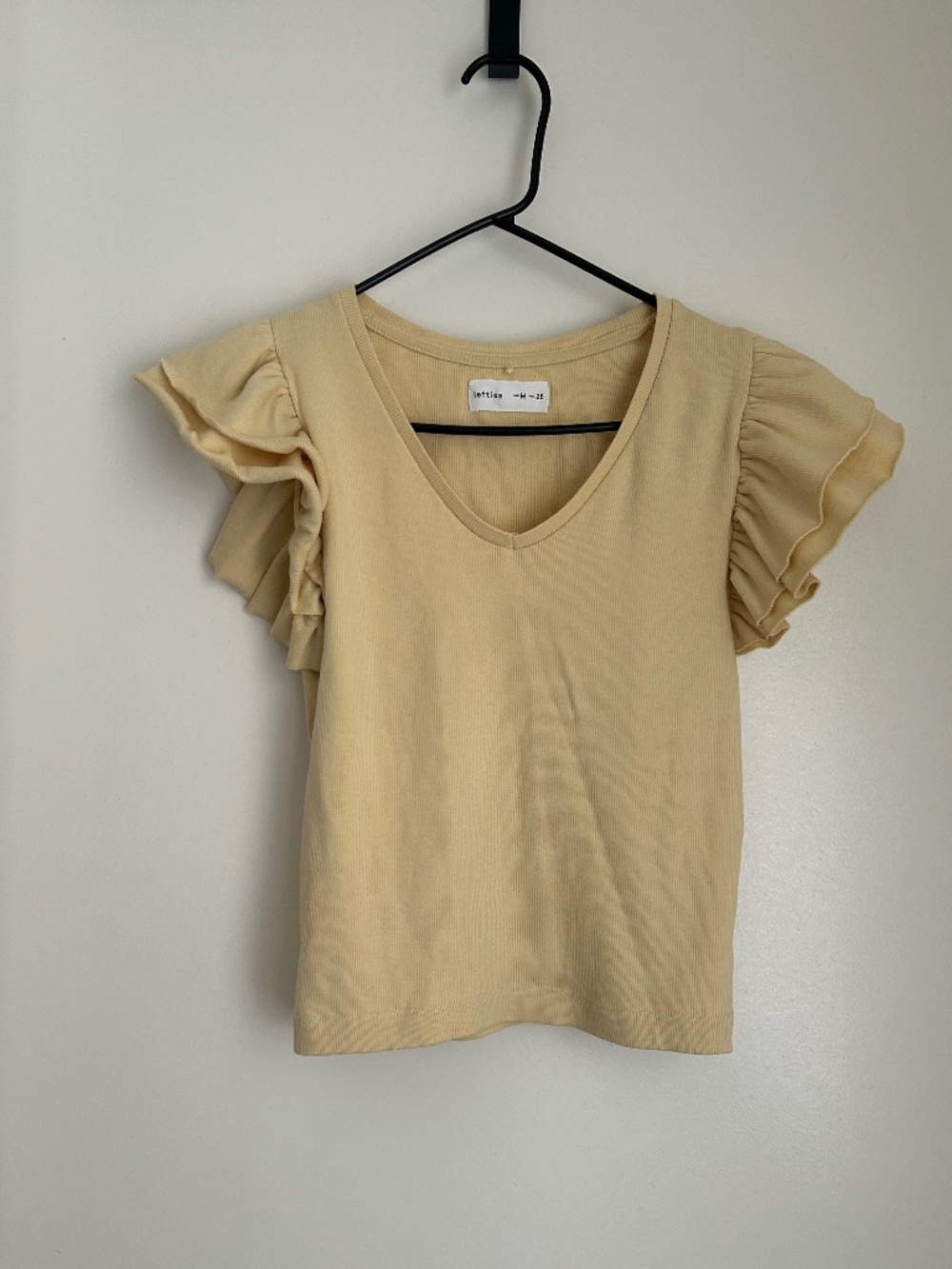 Lefties Butter Yellow Ruffle Sleeve V-Neck Ribbed Top Size M
